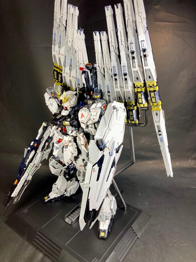 MGEX級 νガンダム 海外スタジオ 塗装済み完成品
