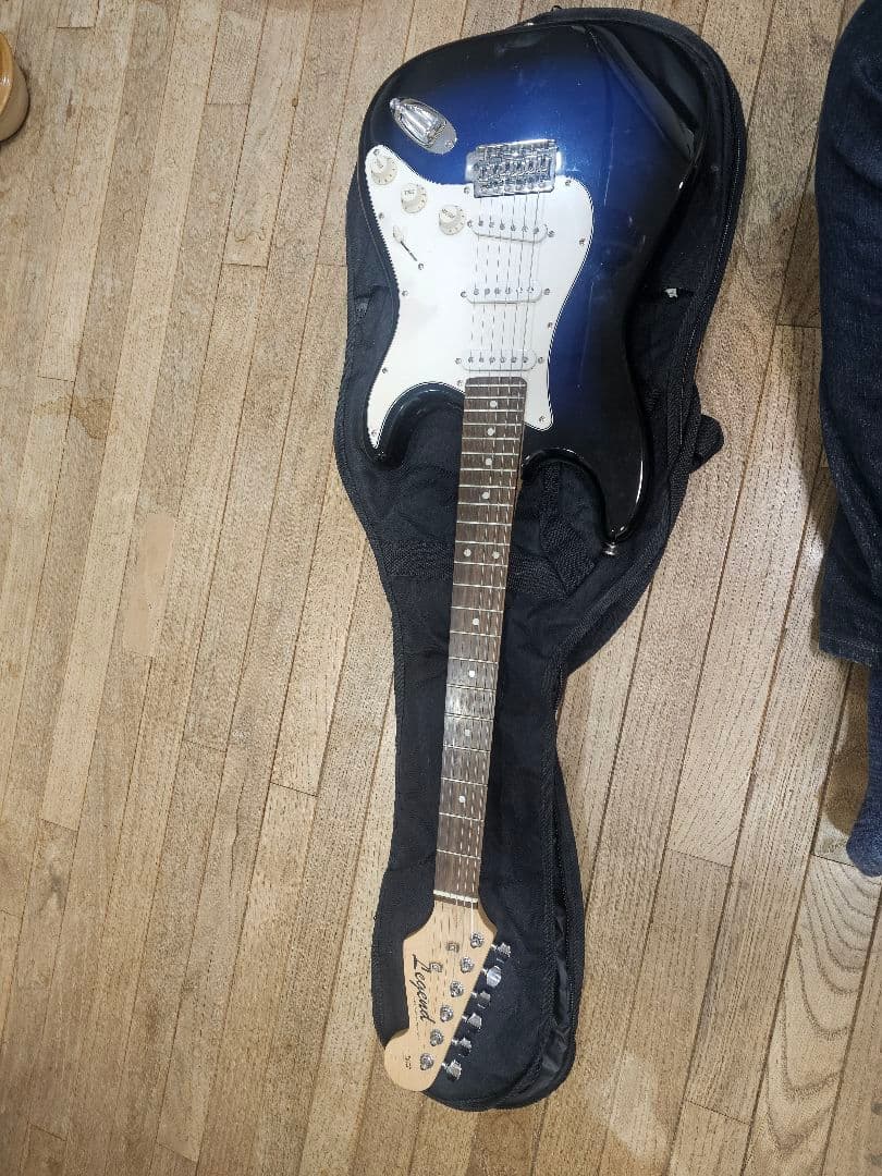 【エレキギター】Legend レジェンド エレキギター ストラトタイプ