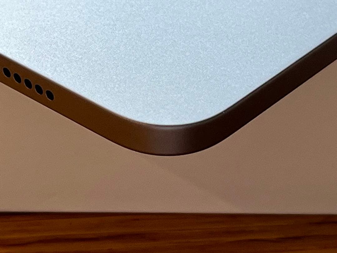 新品同様 iPad mini A17pro 128gb 第７世代