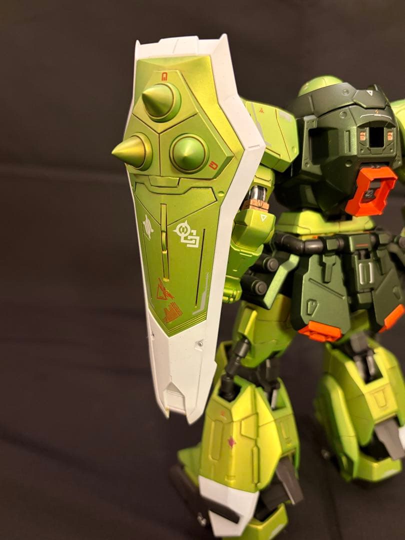 MG ザクウォーリア　艶消し　パール、メタリック塗装