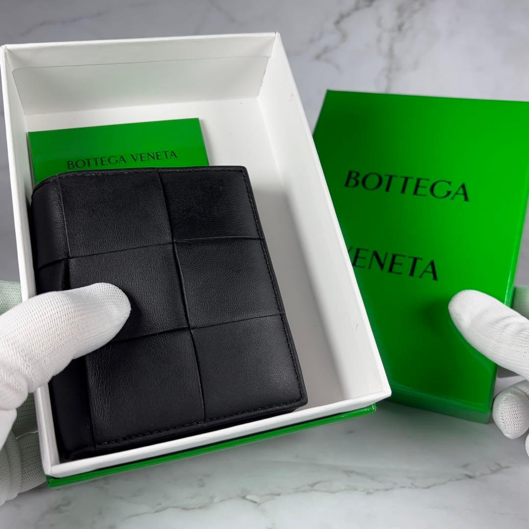 BOTTEGA VENETA ブラック 二つ折り 財布 カセット