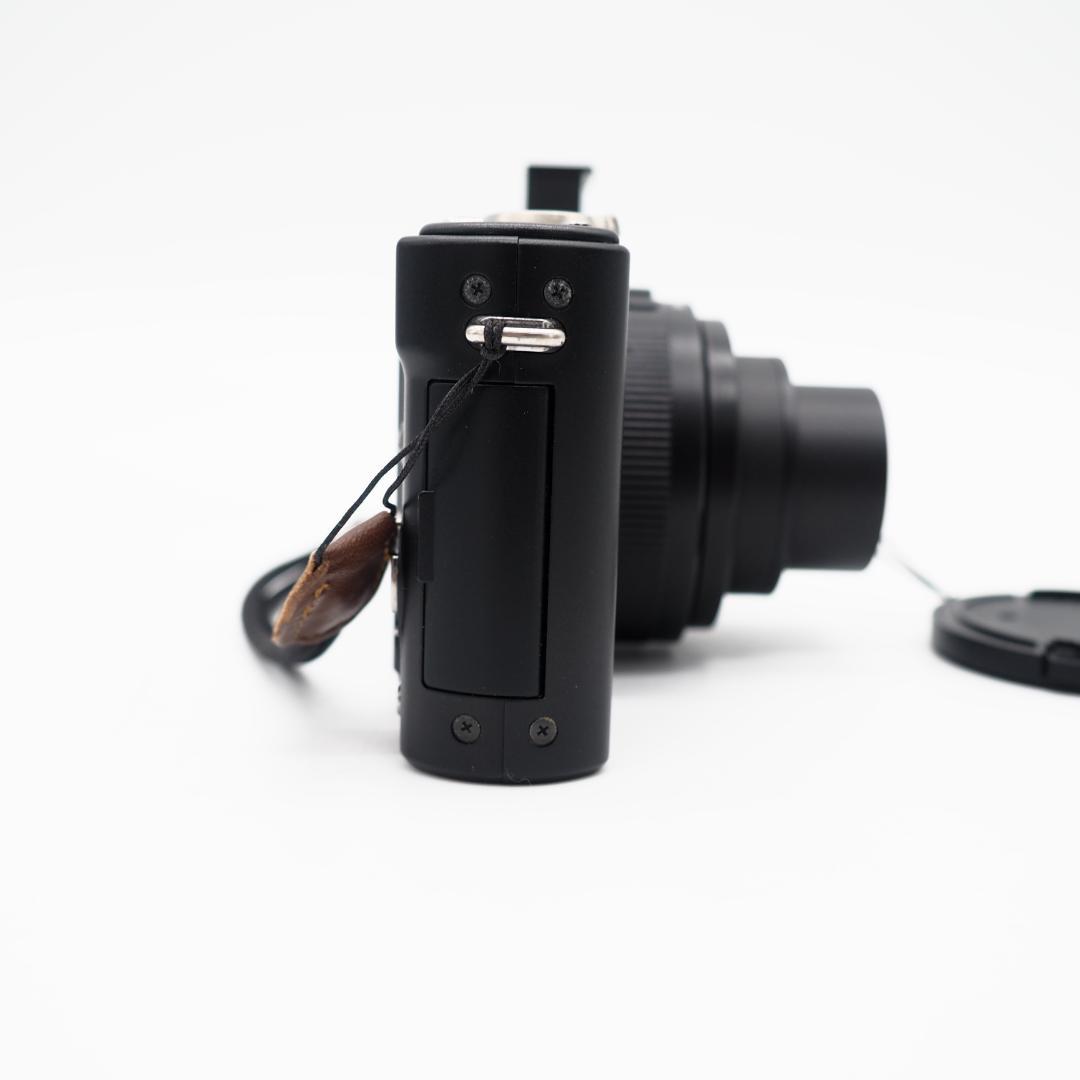 LEICA D-LUX4 デジタルカメラ 1010万画素 光学2.5倍ズーム