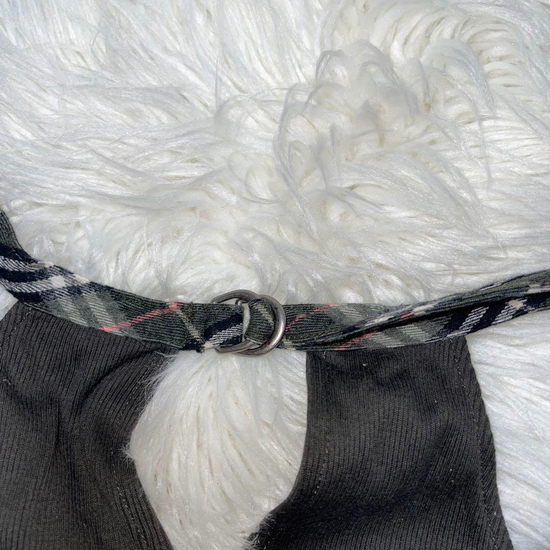 BurberryカーキVネックタンクトップ