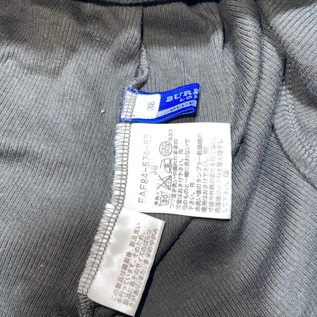 BurberryカーキVネックタンクトップ