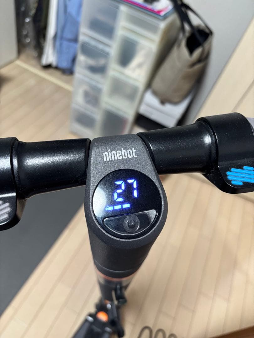 【美品】セグウェイninebot KickScooter ブラック