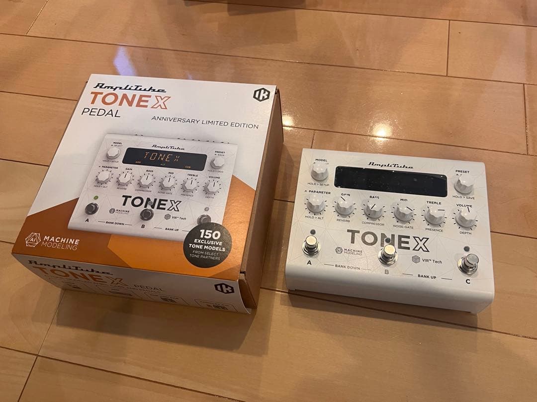 TONEX Pedal white 白