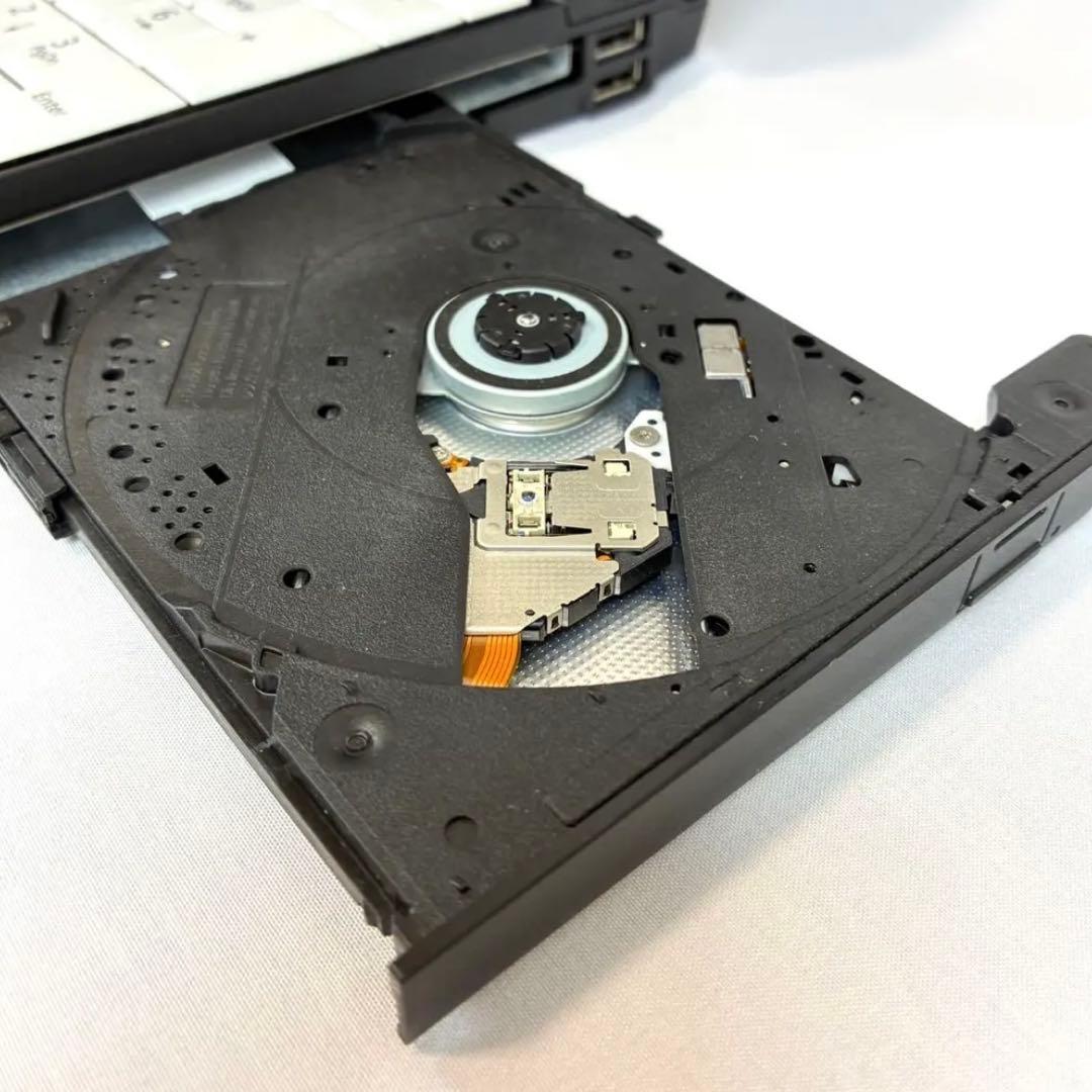 FUJITSU LIFEBOOK A574 i5 SSD480GBメモリ8GB