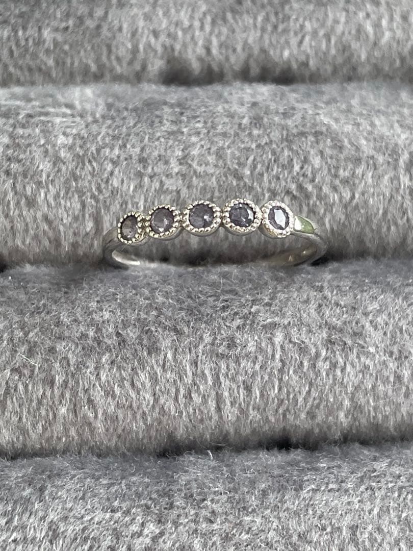 カラーチェンジガーネット ハーフエタニティ