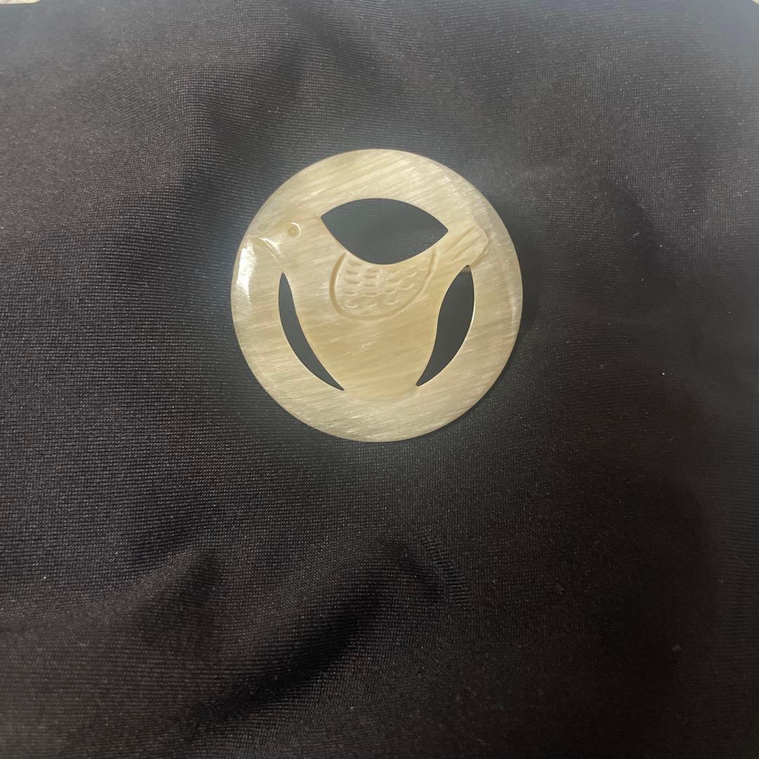 minä perhonen toriブローチ