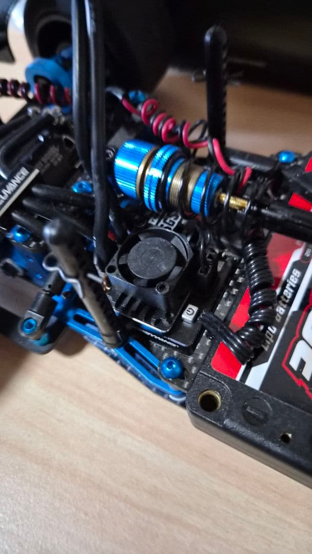 最終値下　再出品　タミヤ TRF104 オプション多数　M17セット