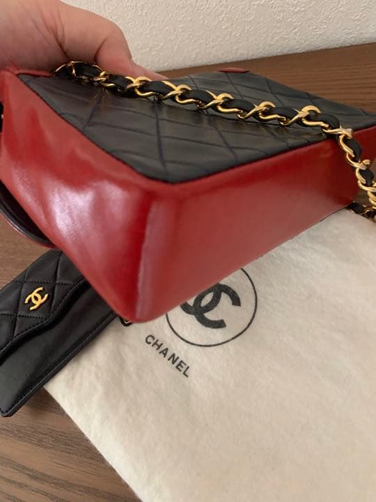 シャネルCHANELマトラッセミニショルダーバッグ