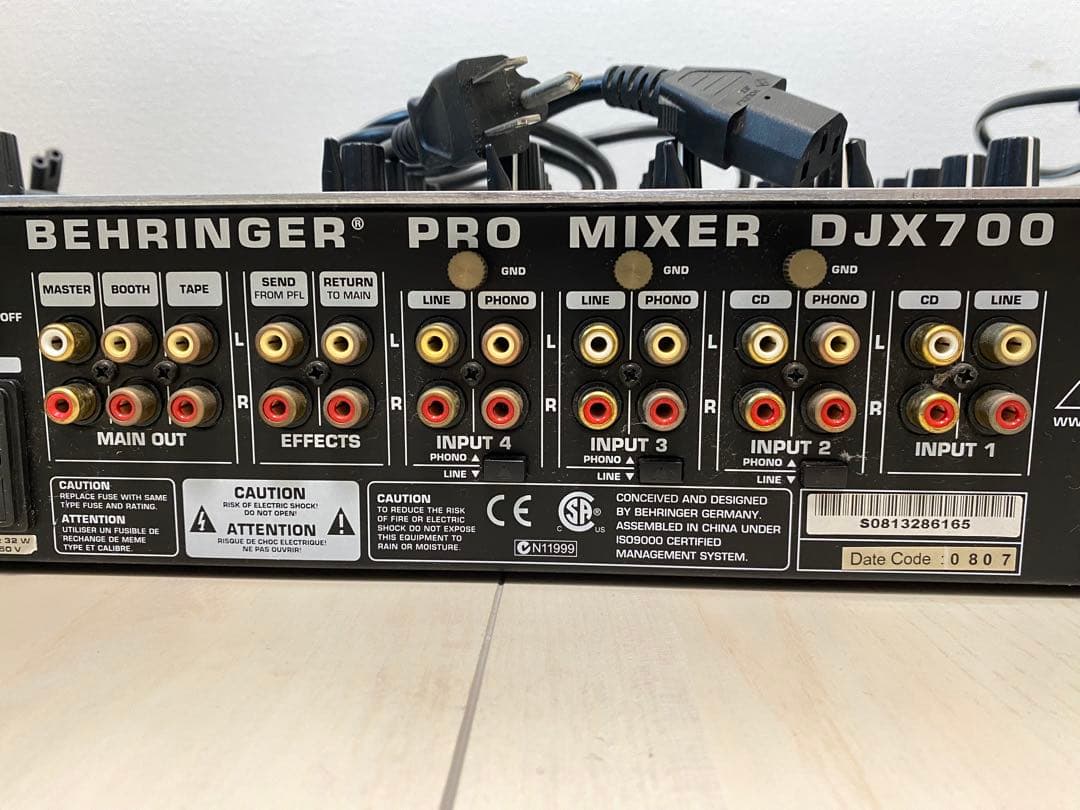 PioneerCDJ-400 (2台)& BehringerDJX700 セット