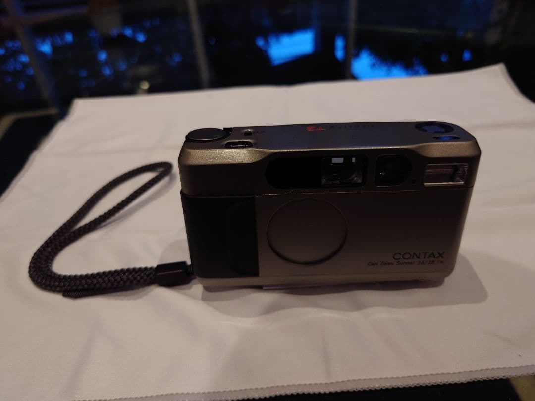 CONTAX T2 チタンシルバー　データバック付