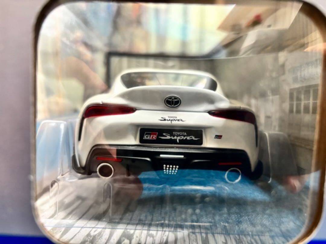 【1/18 ミニカー】トヨタ　GRスープラ2023