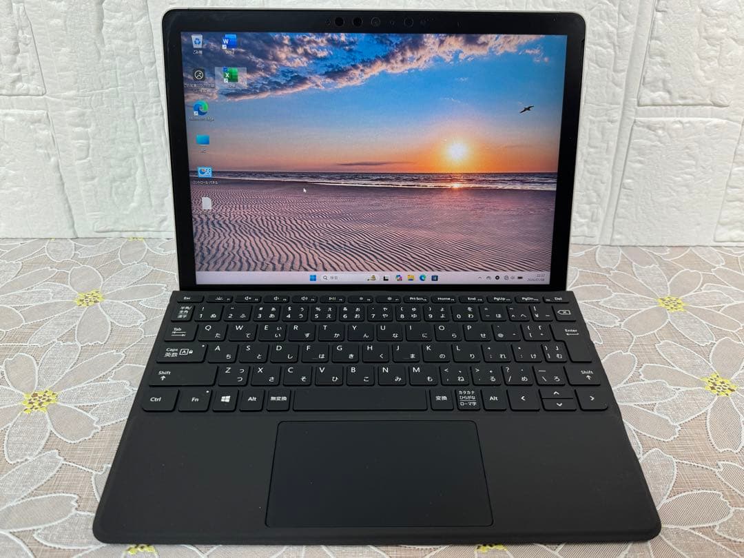 極美品 Surface Go2 キーボード 10.5型 タッチ液晶 タブレット