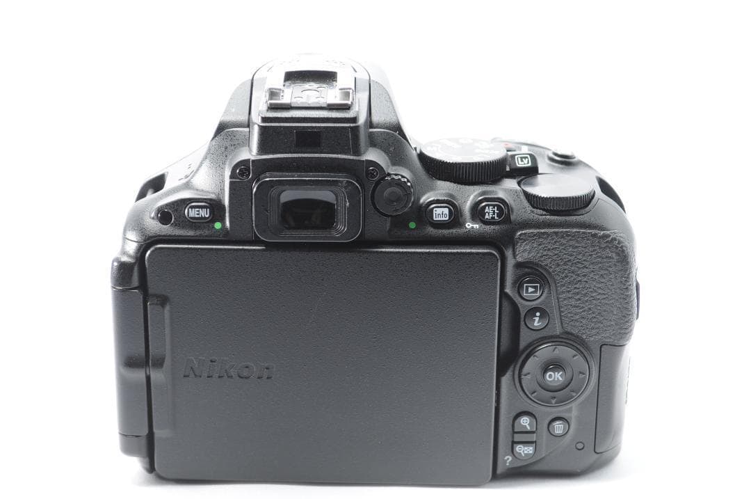 タッチパネル＆Wi-Fiでスマホに直接転送❤️Nikon D5500 セット✨