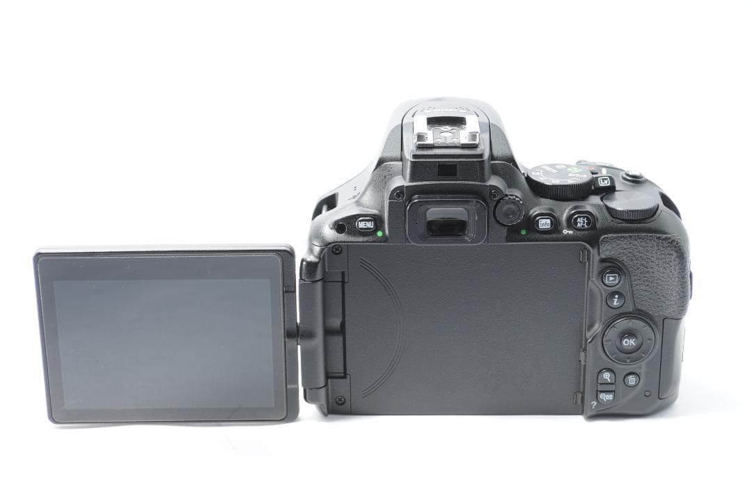 タッチパネル＆Wi-Fiでスマホに直接転送❤️Nikon D5500 セット✨