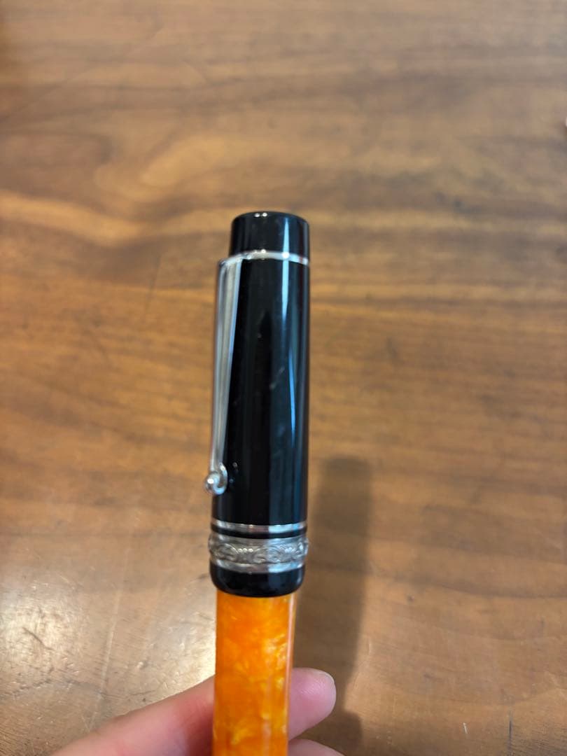 デルタ　ドルチェビータ　ボールペン　ミディアムサイズ