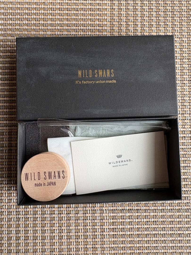 クロコキーケース　ワイルドスワンズ／WILDSWANS