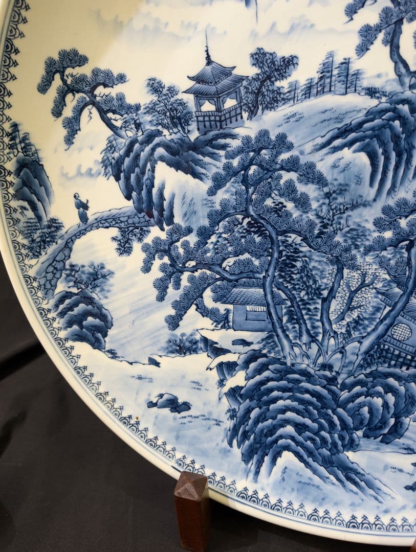 肥前　有田焼 山水　尺八大皿　 峯右衛門作　2尺皿　特大飾り皿　皿立　額立て付