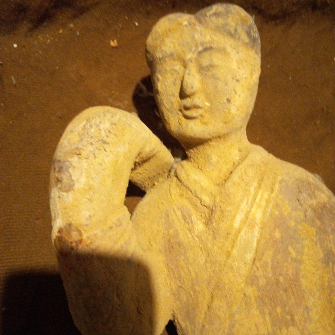 中国陶磁器　古代　俑