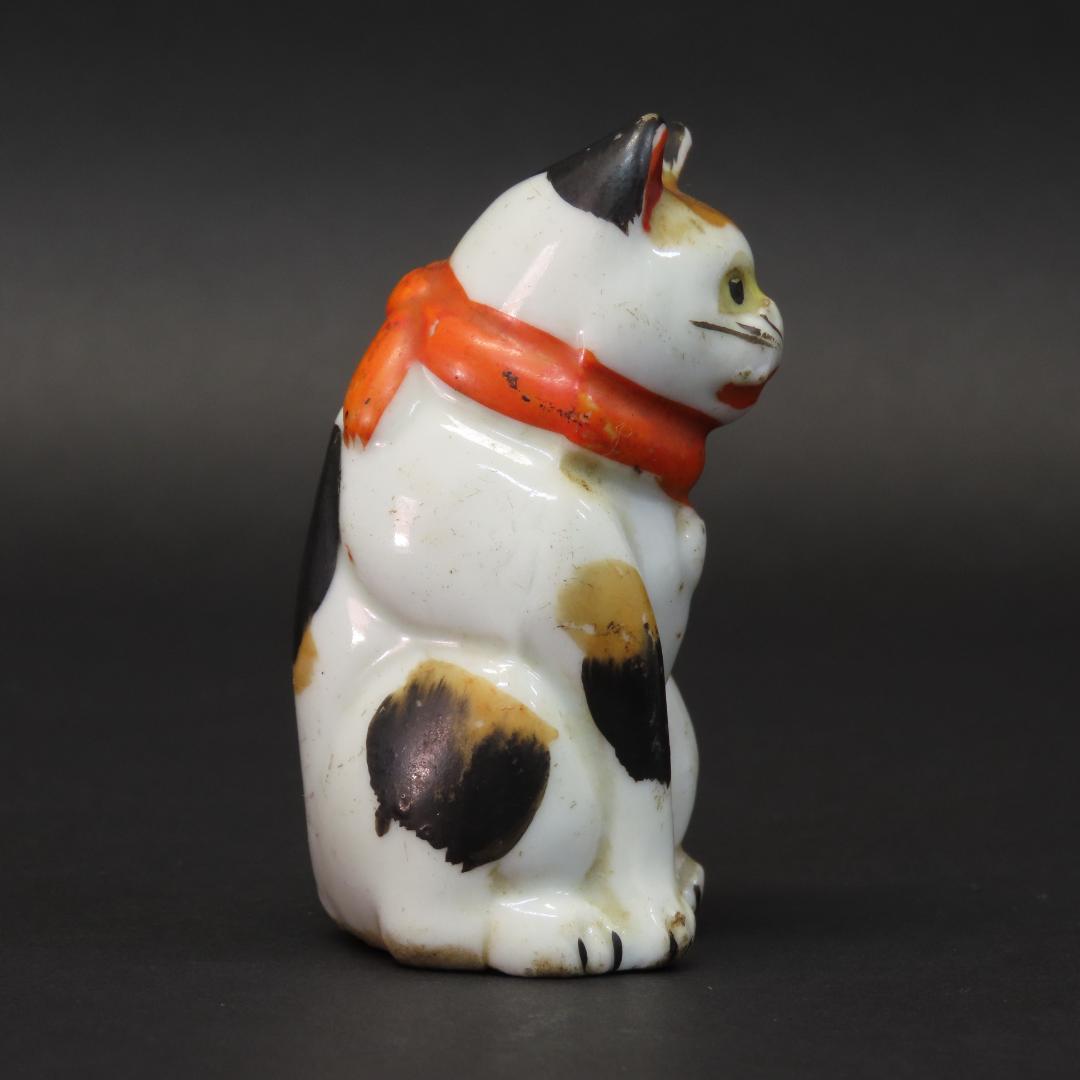 ⭕402 時代物 磁器人形 招き猫2体 高さ7.8cm/福を呼び込むネコ