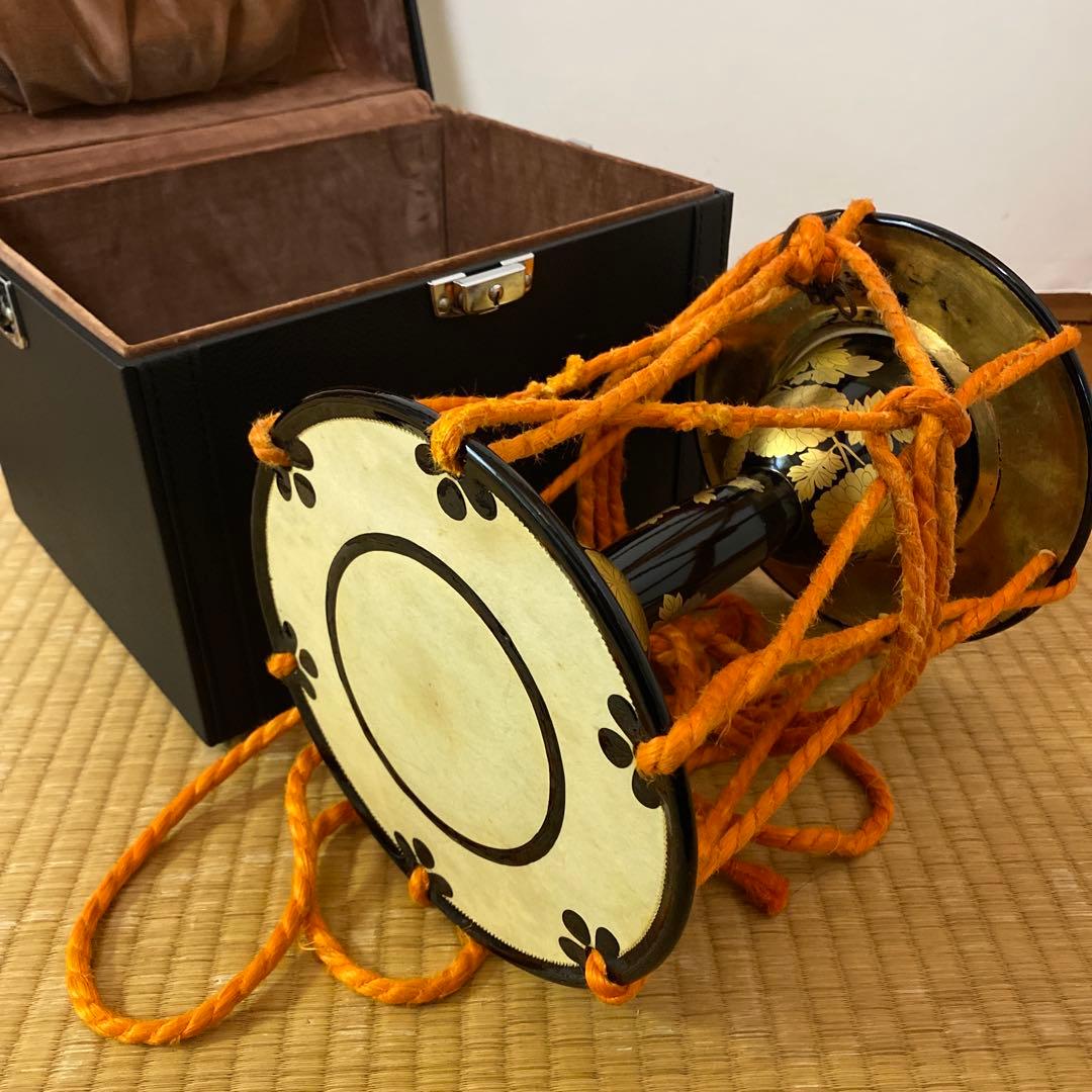 小鼓　締め緒・ハードケース付き