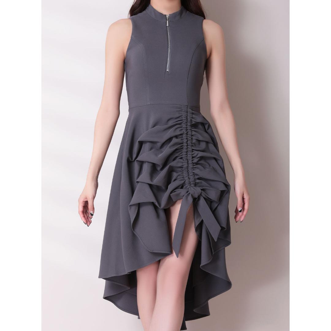 Andy アンディ テールカット プチハイネック ギャザリング ミディアムドレス