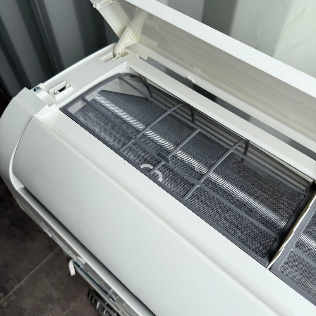 84ジャンク　激安早い者勝ち✨ 日立　主に6畳用 エアコン