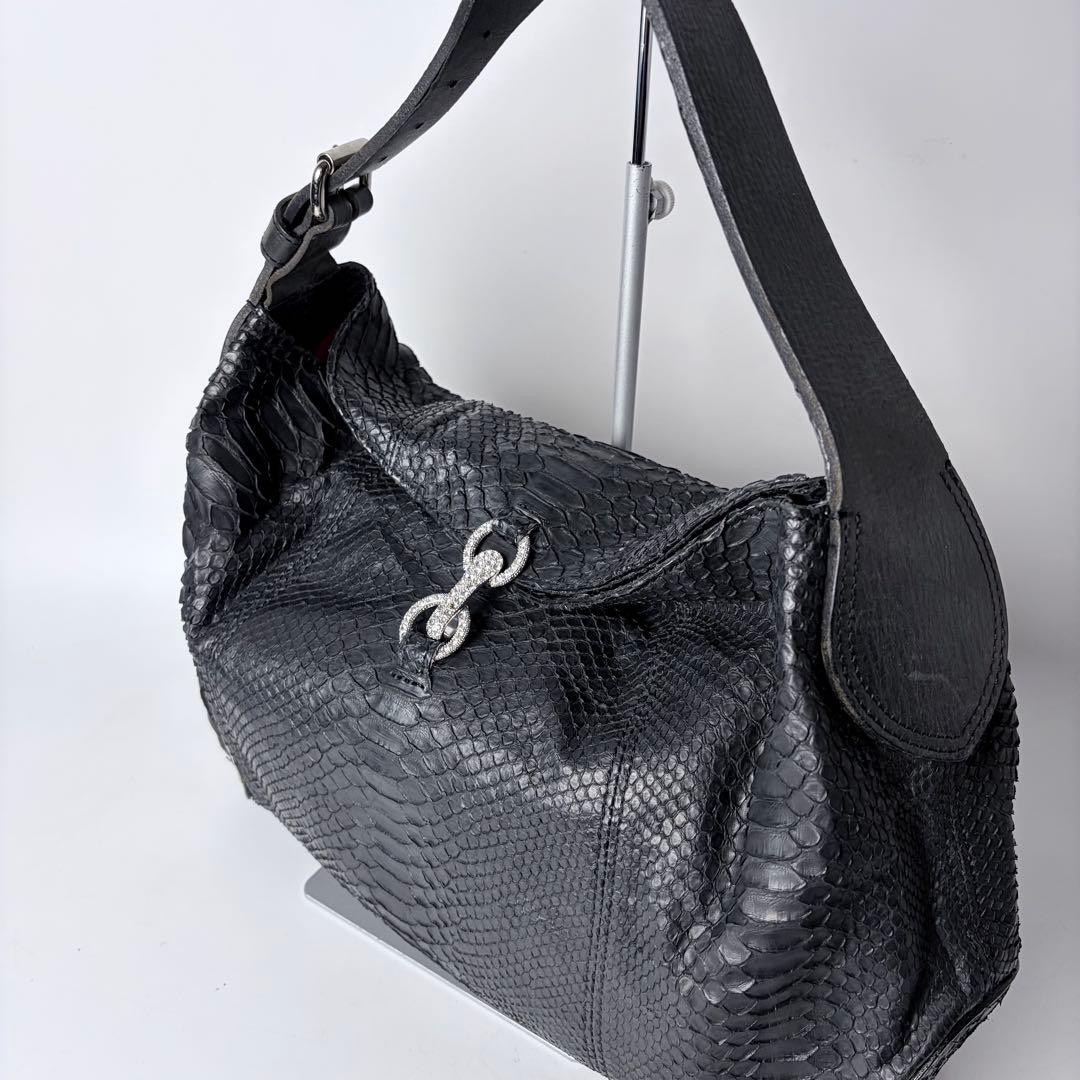 ぴょぴょ ADMJ　 エーディエムジェイ　パイソン　ショルダービジュー付き