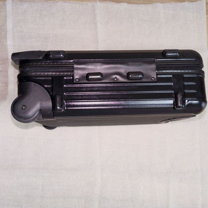 【美品】RIMOWA リモア SALSA サルサ 35L 機内持込可 TSA搭載