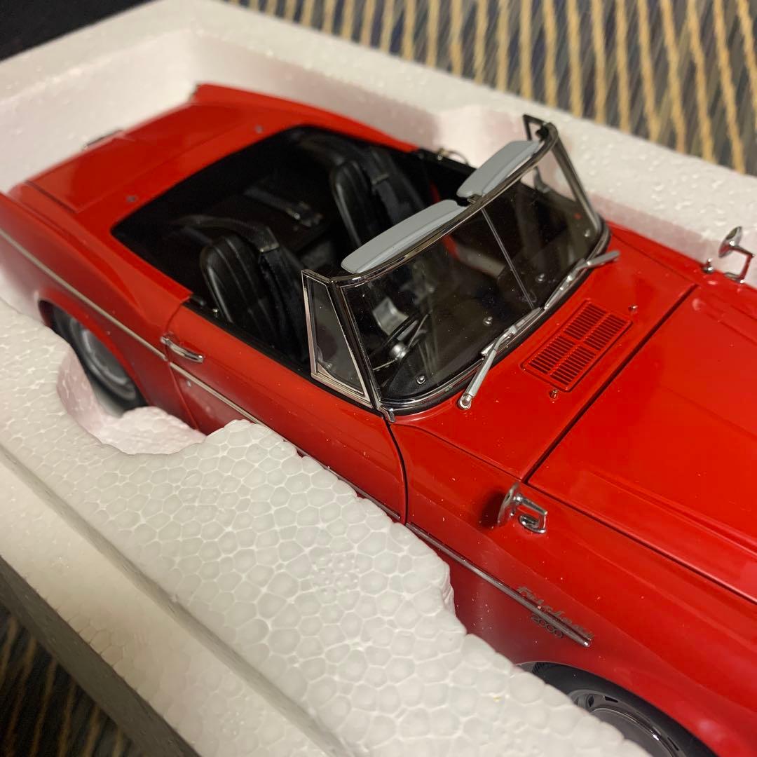 ミニカー DATSUN FAIRLADY 2000 1:18 AUTOart
