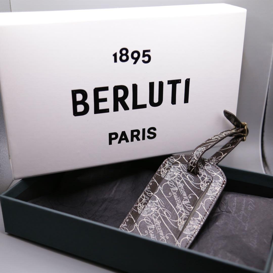 Berluti ベルルッティ／バッグタグ ネームタグ 完売品 カリグラフィー