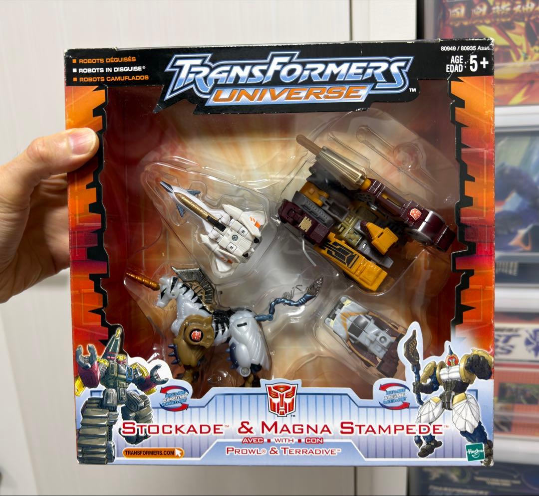 トランスフォーマー ユニバース ストッケード＆マグナスタンピード マイクロン