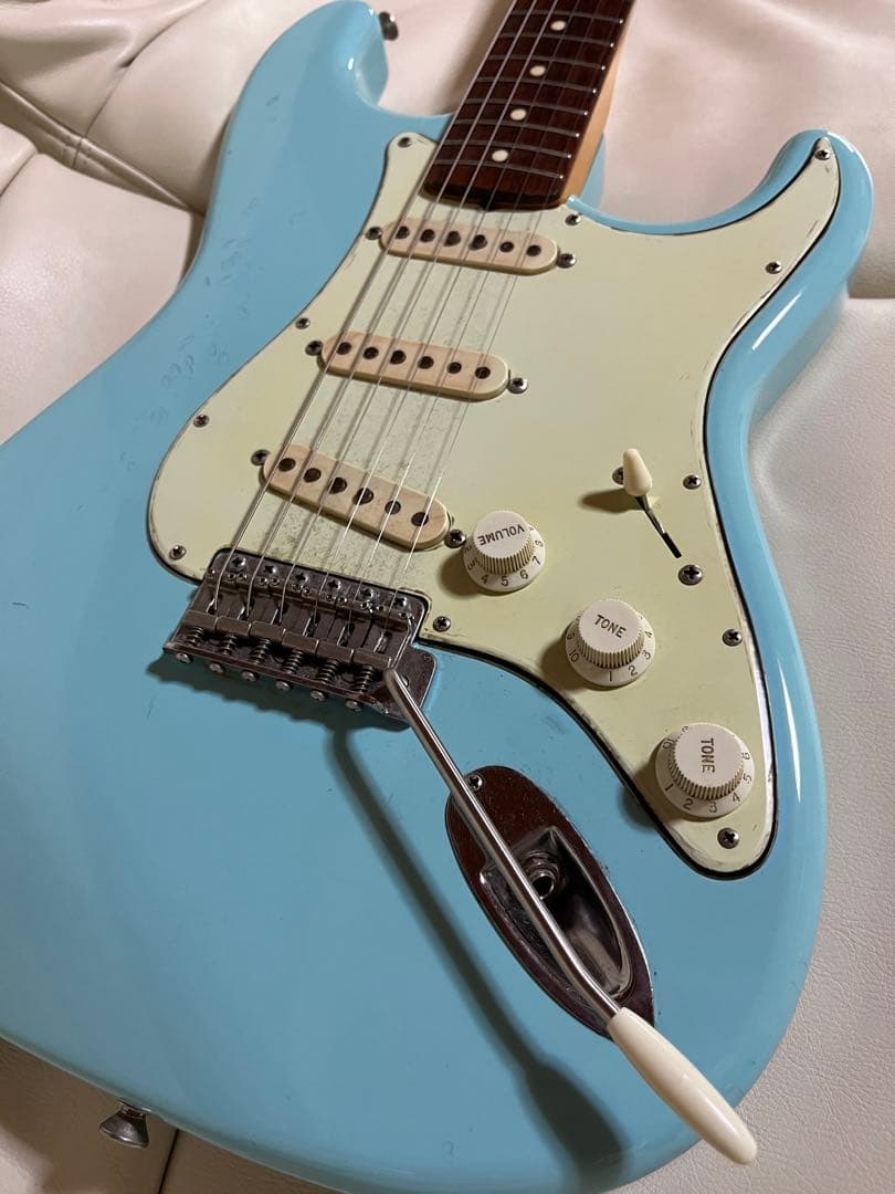 Fender ストラトキャスター ソニックブルー