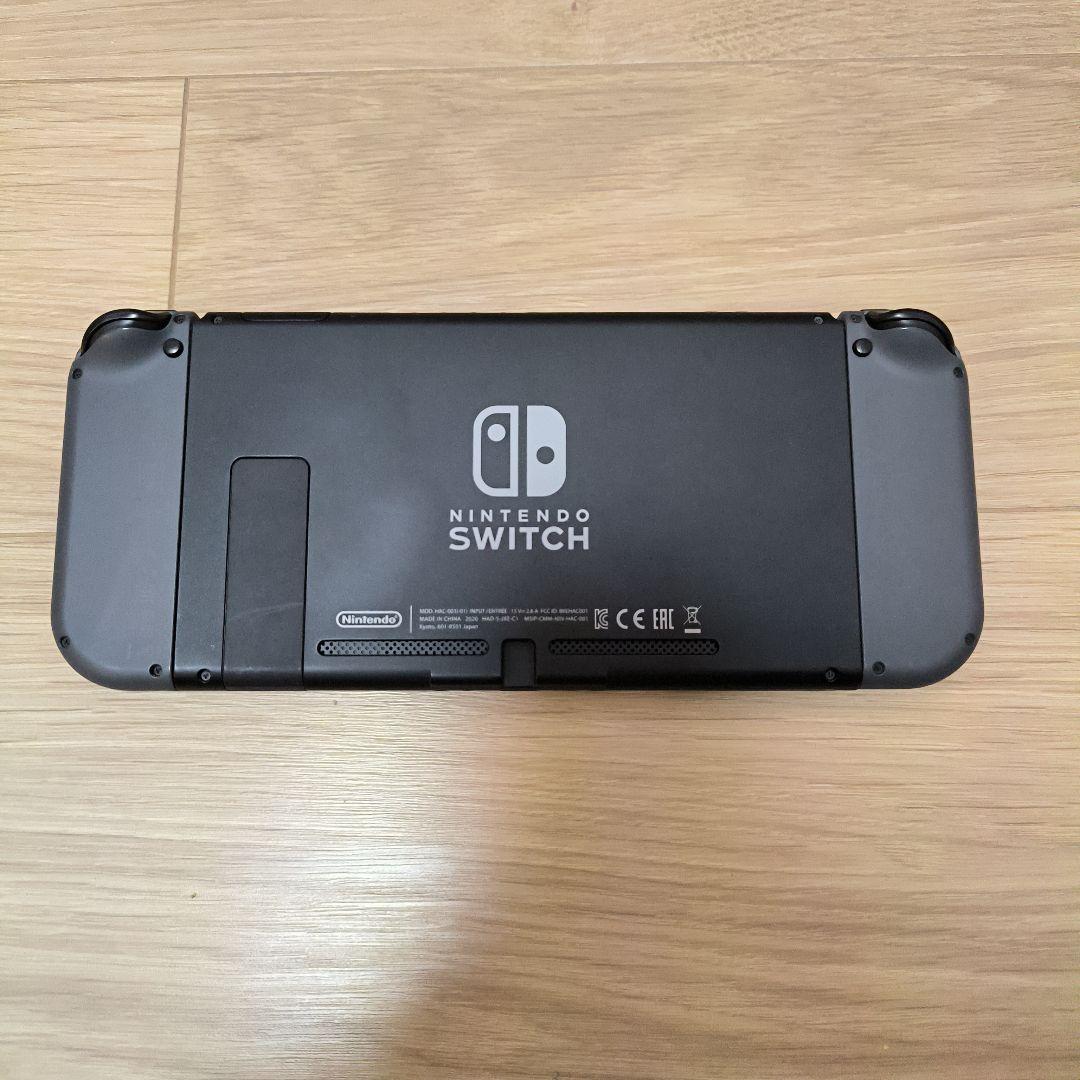 【美品】Nintendo Switch 動作確認、初期化済み 箱、ケース付き