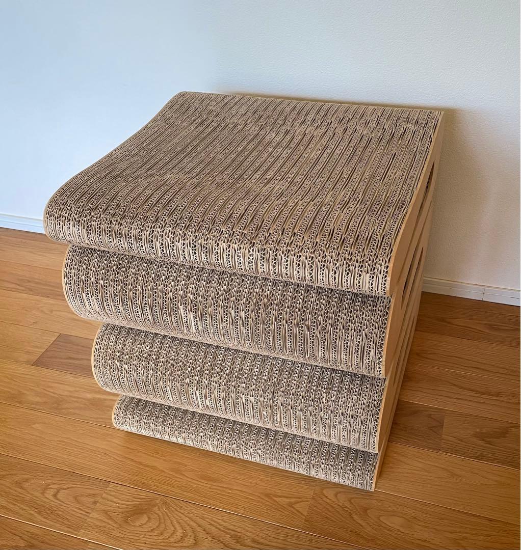 vitra ヴィトラ　Franak O.Gehry wiggle stool