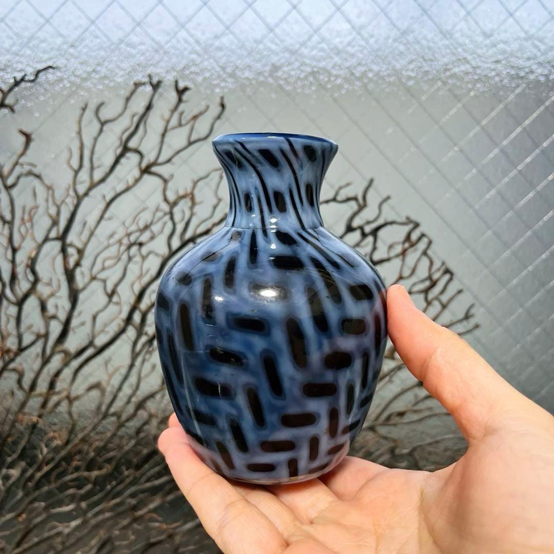 骨董　時代ガラス　乳白色暈し　希少　籠目紋　臙脂色ガラス　小壷　花器