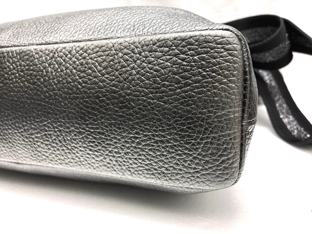 美品★ サロンドアルファード ホリゾンタルポシェット Mサイズ ショルダーバッグ