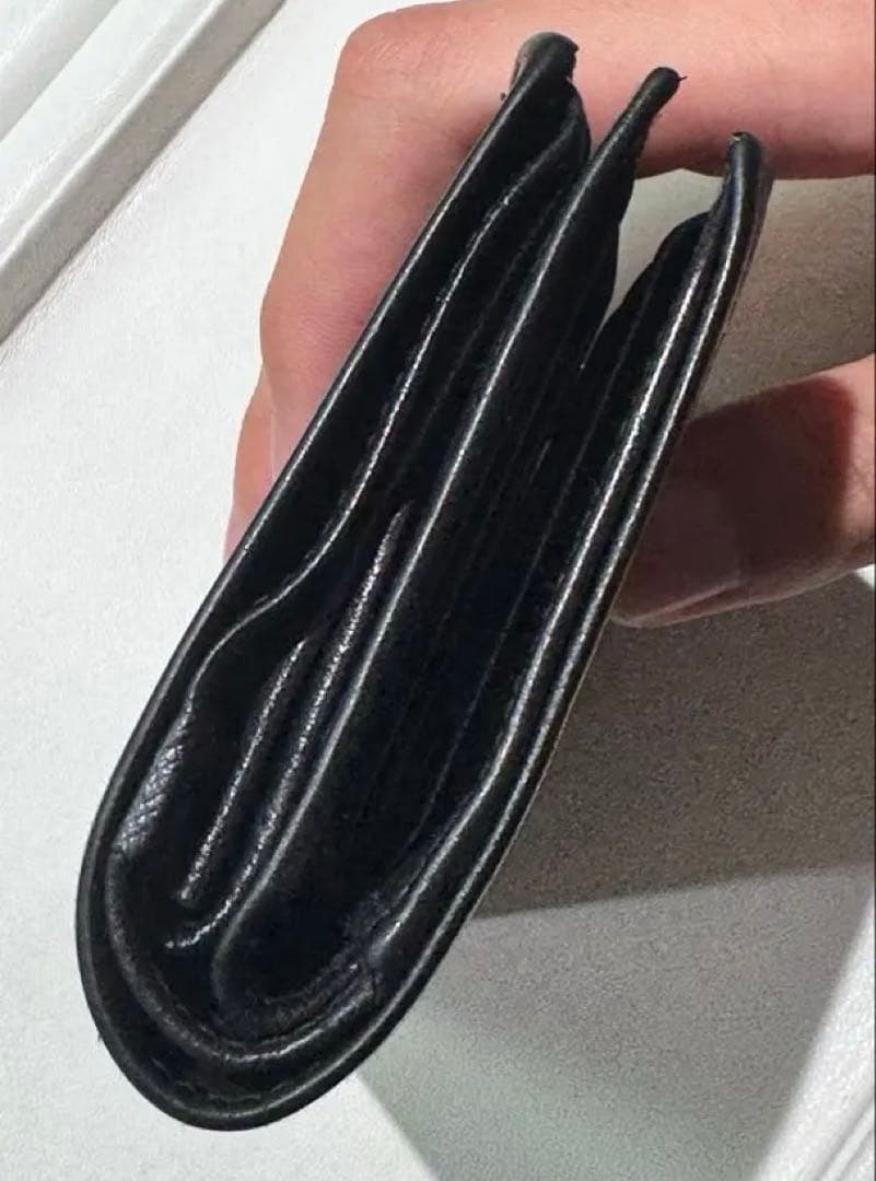 PRADA 二つ折り財布 ブラック サフィアーノ