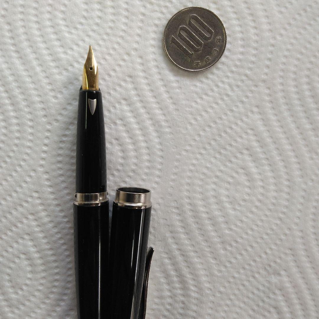セーラー 万年筆 です、ペン先はK18です、