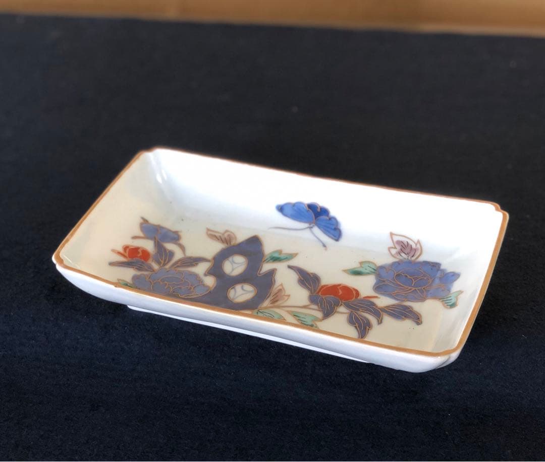 《R》伊万里 金彩色絵 長皿4客 角皿 懐石　251007あ7