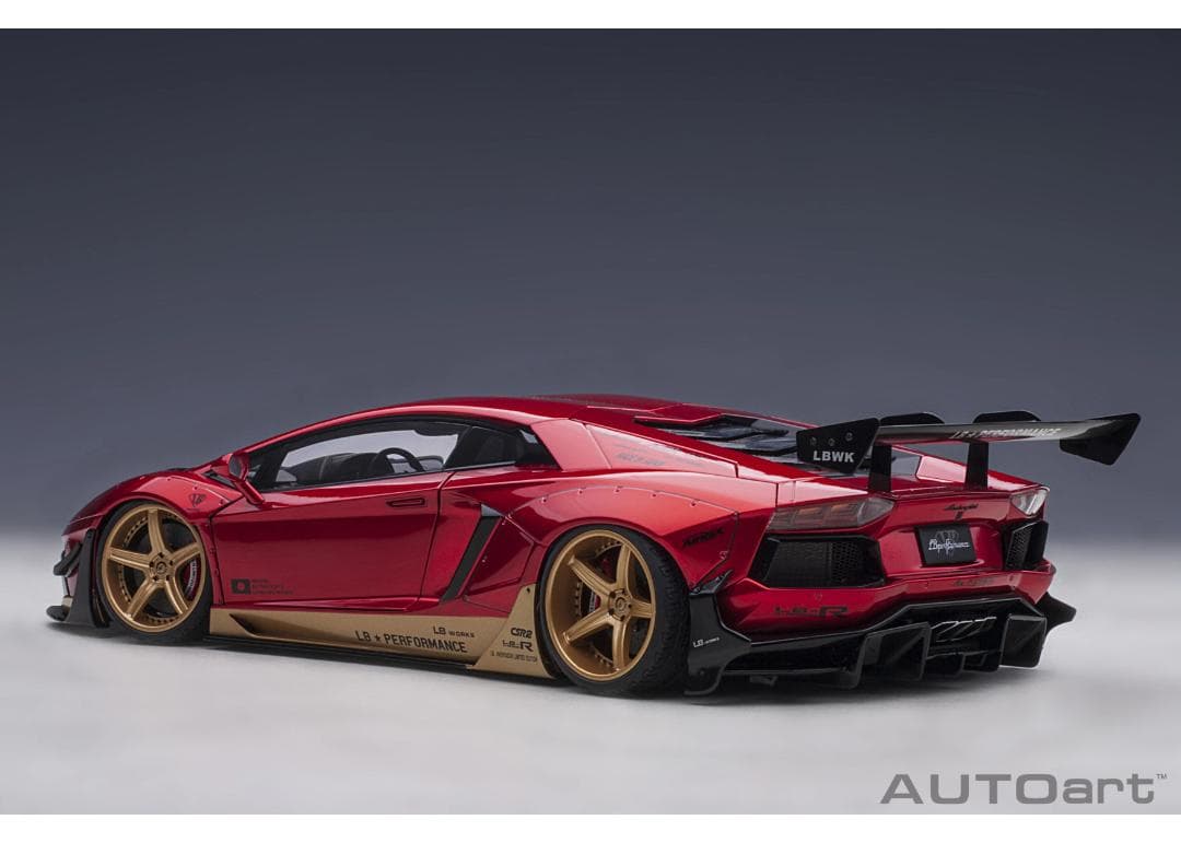 ＜絶版品＞【新品未開封】AutoArt/ランボ/アヴェンタドール/79182