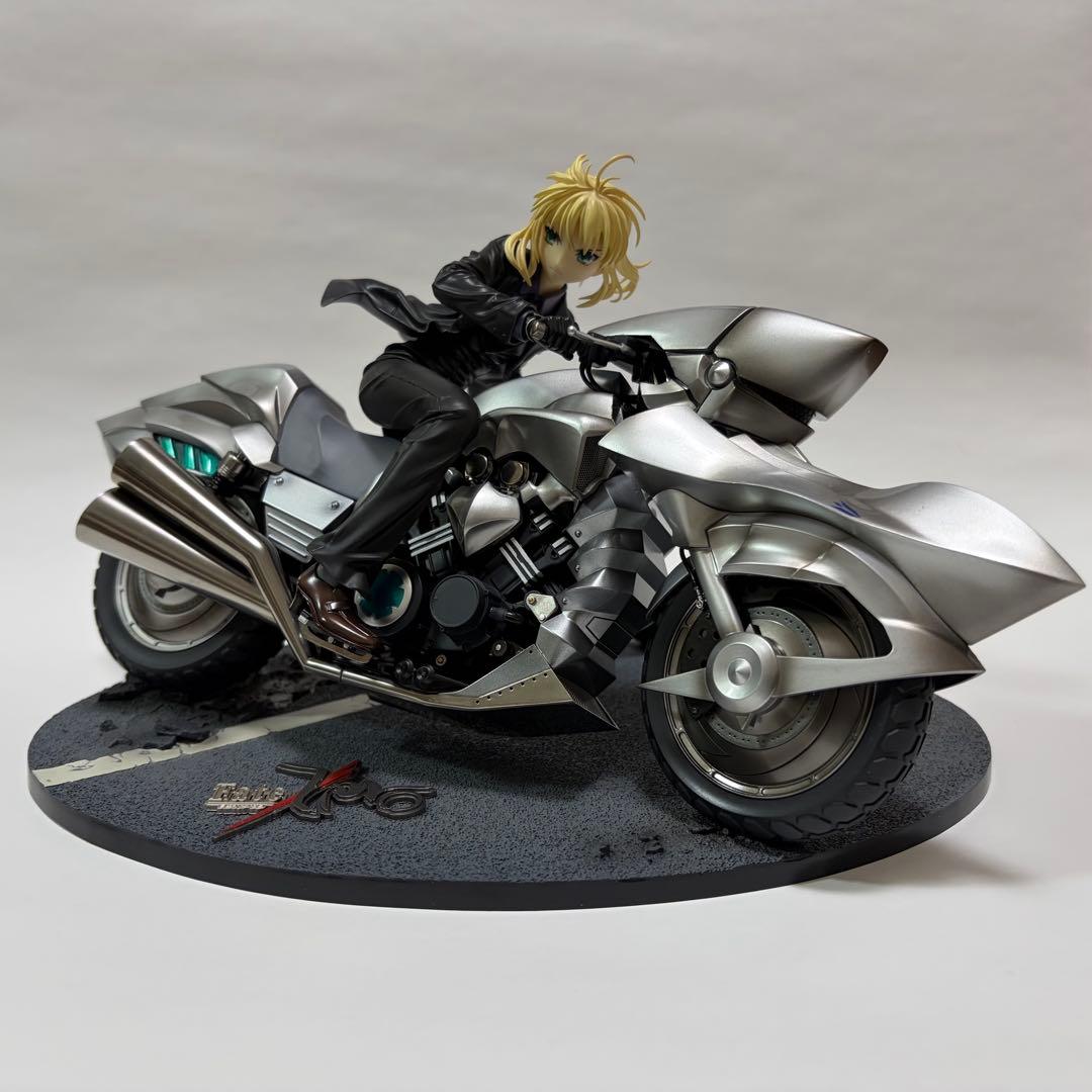 Fate/zero セイバー・モータード・キュイラッシェ フィギュア