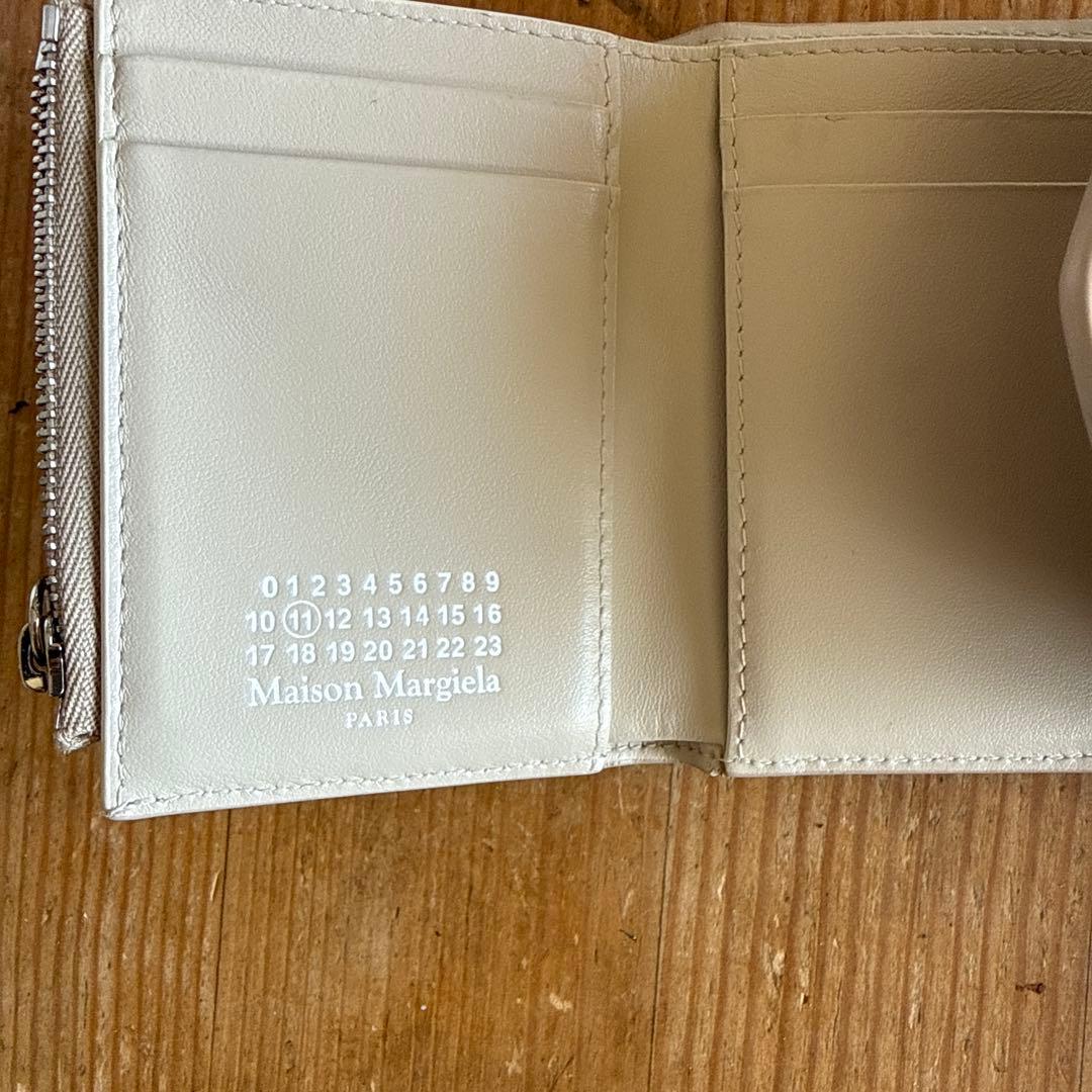 マルジェラ 三つ折り財布