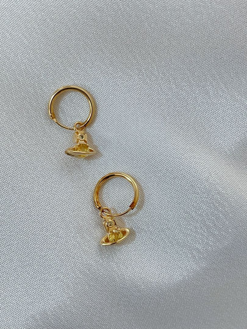 ヴィヴィアンウエストウッド 新品廃盤品ニナスパークル925製フープピアス