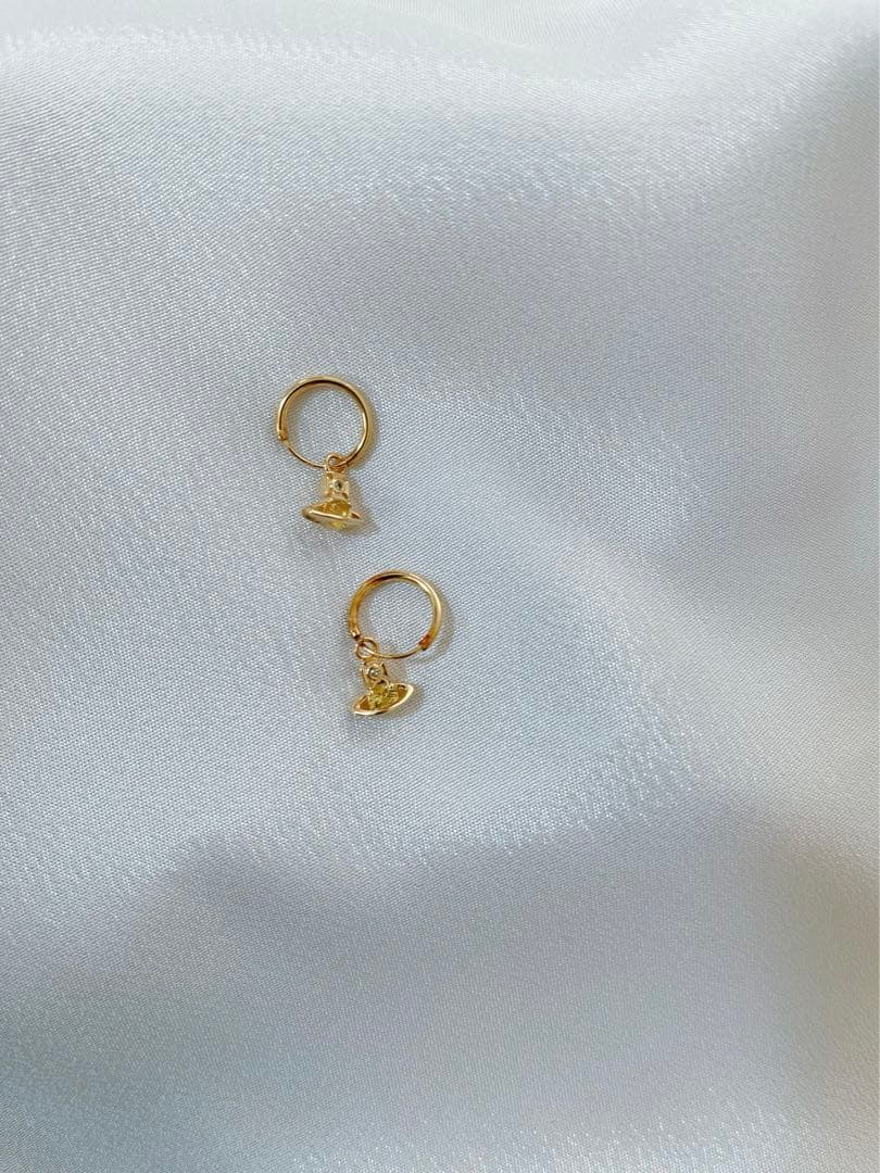 ヴィヴィアンウエストウッド 新品廃盤品ニナスパークル925製フープピアス