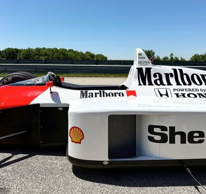 ミニチャンプス 1/18 マクラーレン MP4/4 A.セナ Marlboro