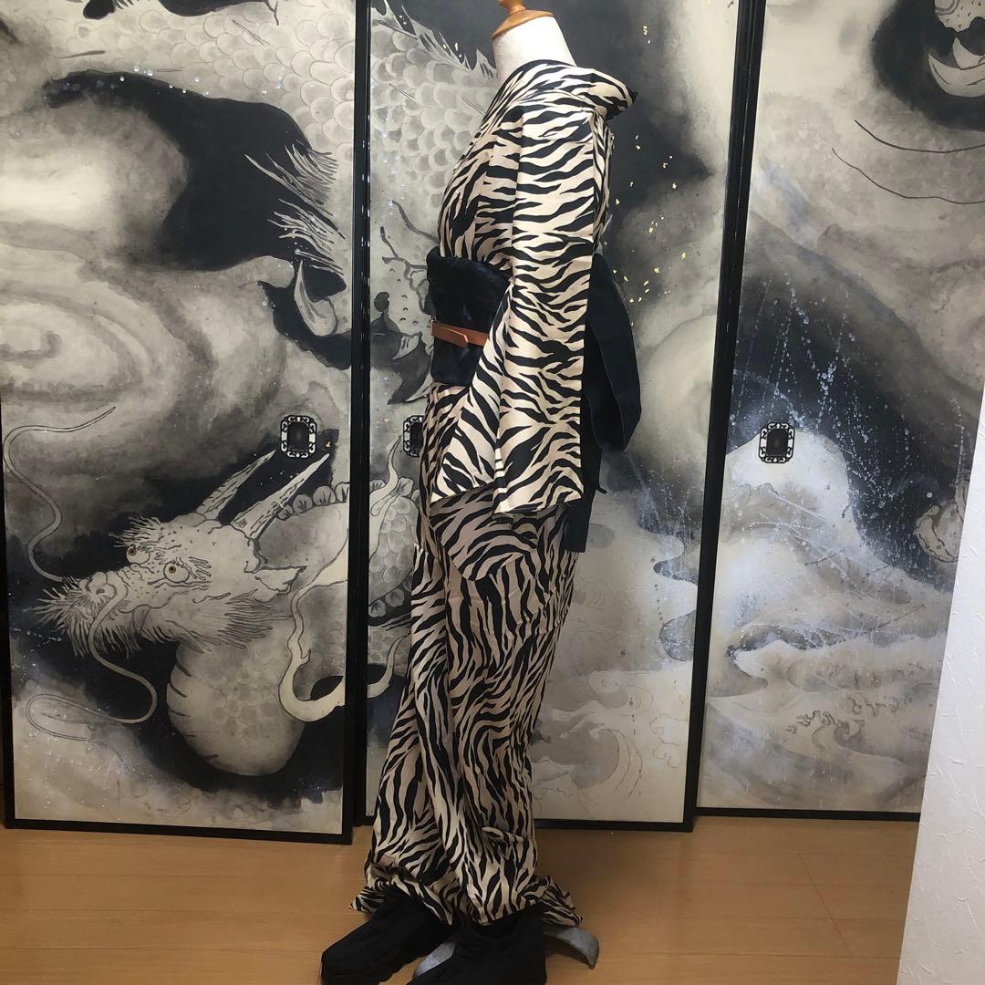 ☆タイムセール☆カッコいいと思う＊ベージュ￼ゼブラ浴衣セット￼