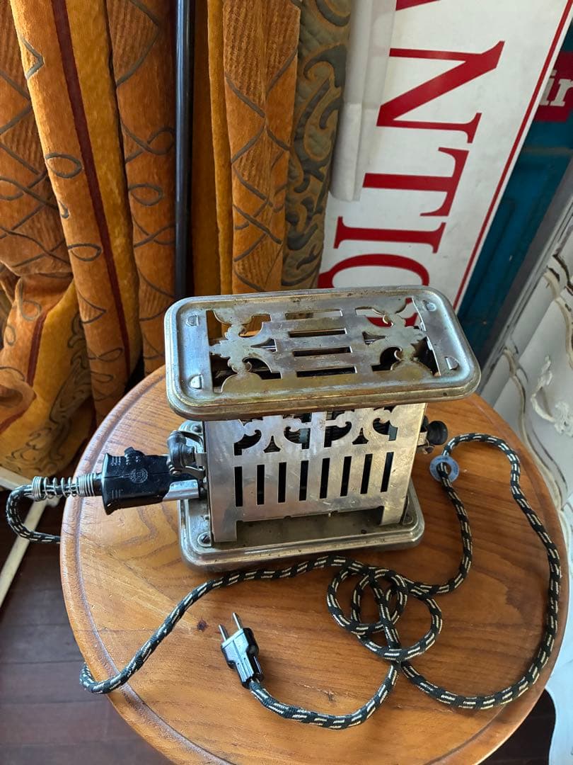 アンティーク　トースター　美しい　メタル　トースター　アメリカ　1920年代